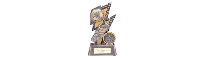 STRIKE BOLT FOOTBALL TROPHY - 3 SIZES - 13CM - 17CM STRIKE BOLT FOOTBALL TROPHY - 3 SIZES - 13CM - 17CM